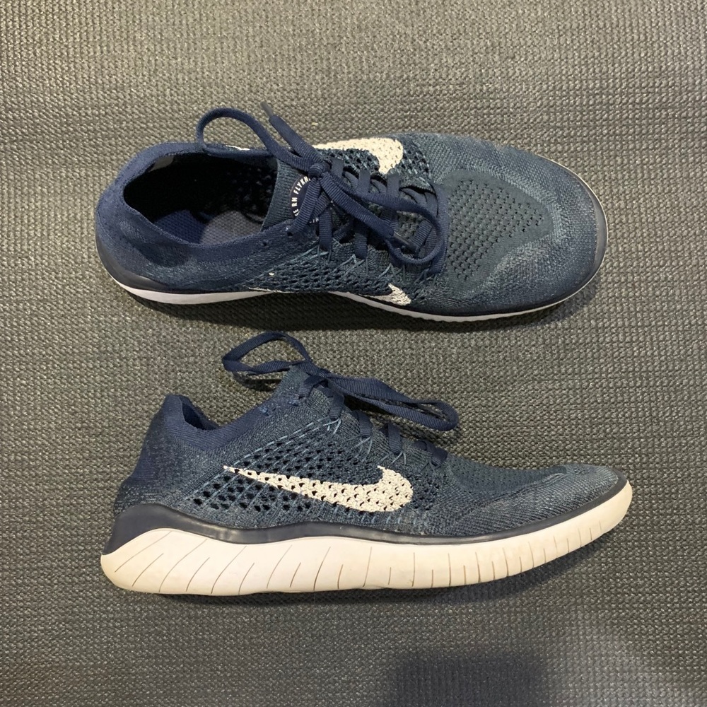 Nike Free RN Flyknits